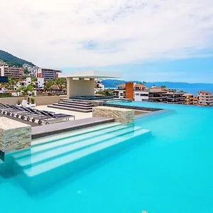 https://loft-268-zona-romantica.hotelspuertovallarta.org